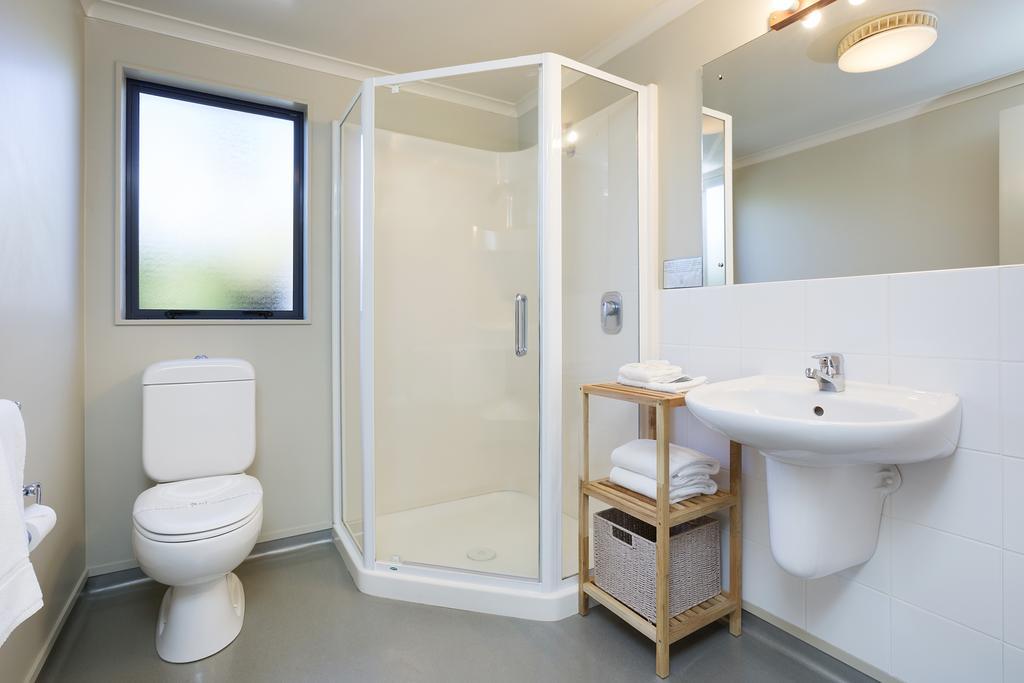 Beach House Motel Papamoa Room photo